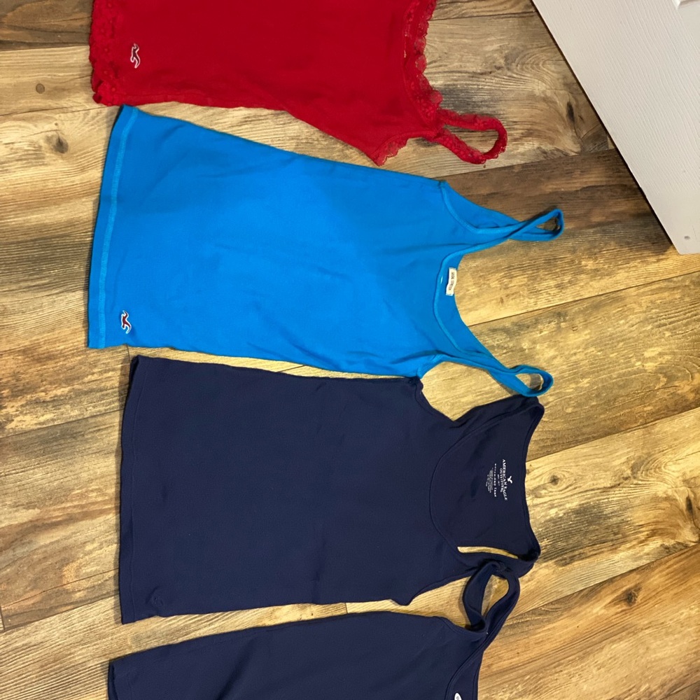 4 tank tops size small. Old Navy, Hollister and American Eagle.